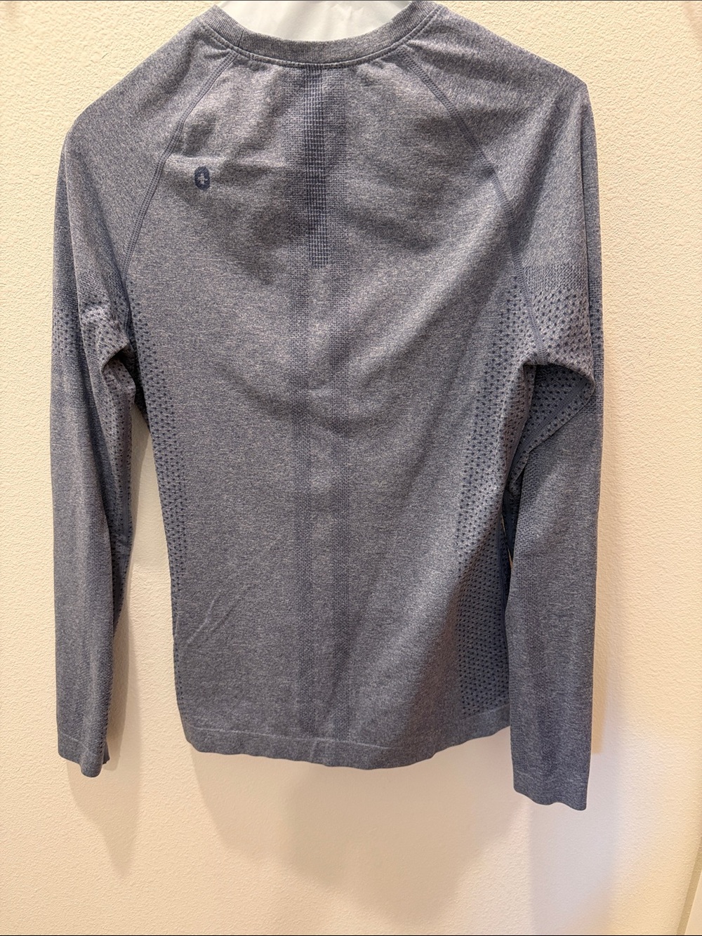 Figs Seamless Underscrub Long Sleeve - Heathered Blue size S - Picture 2 of 5